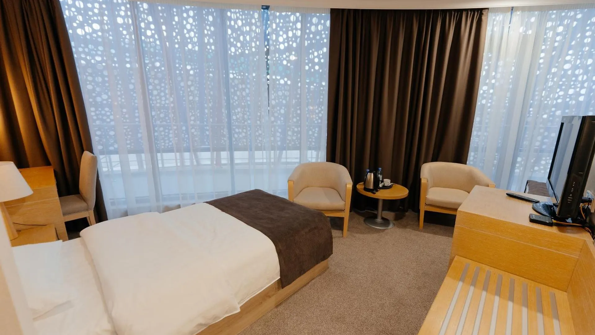Alau Hotel Nur-Sultan  3*, Nur-Sultan (Astana)
