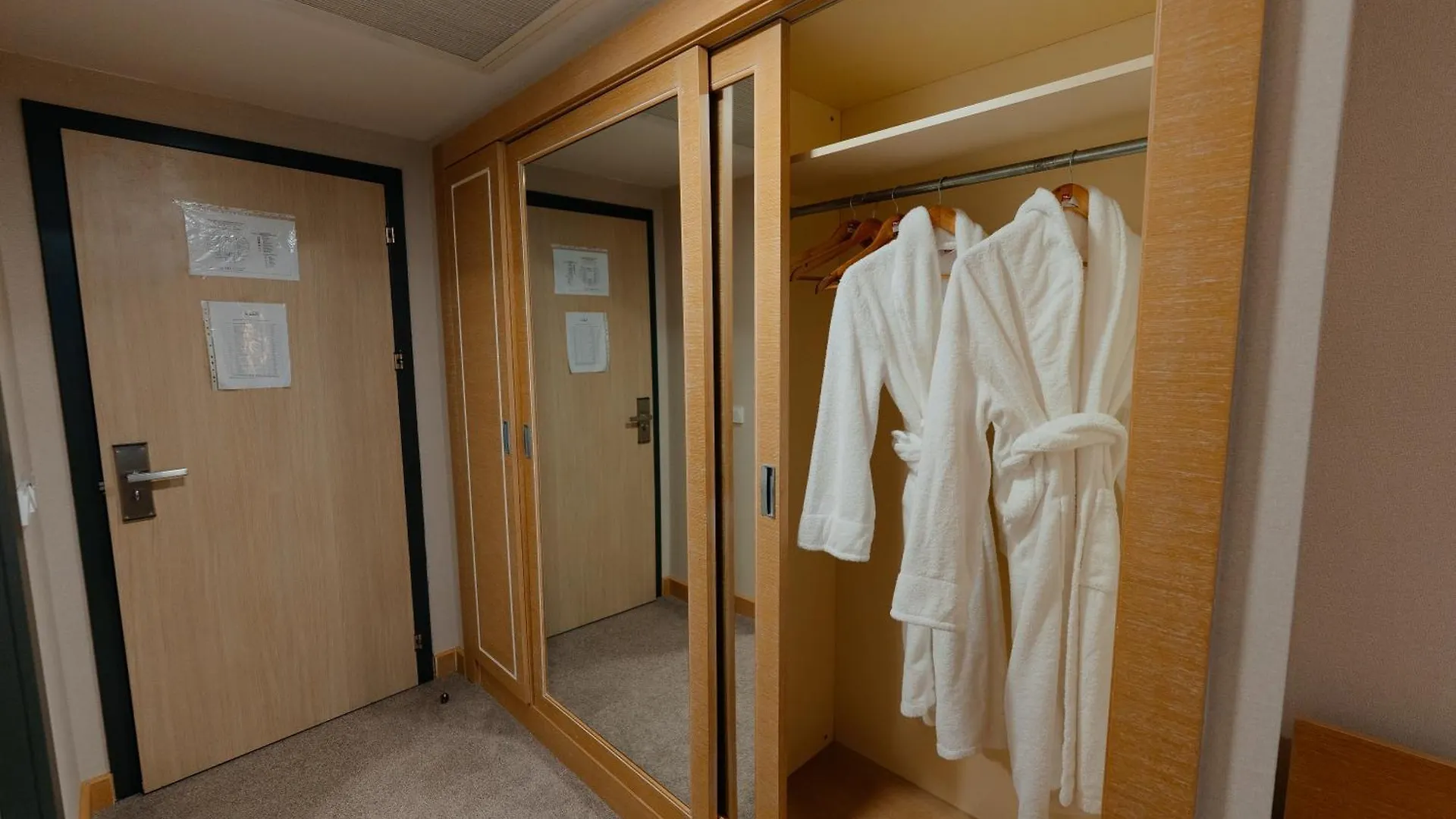 Alau Hotel Nur-Sultan  3*, Nur-Sultan (Astana) Kazakhstan