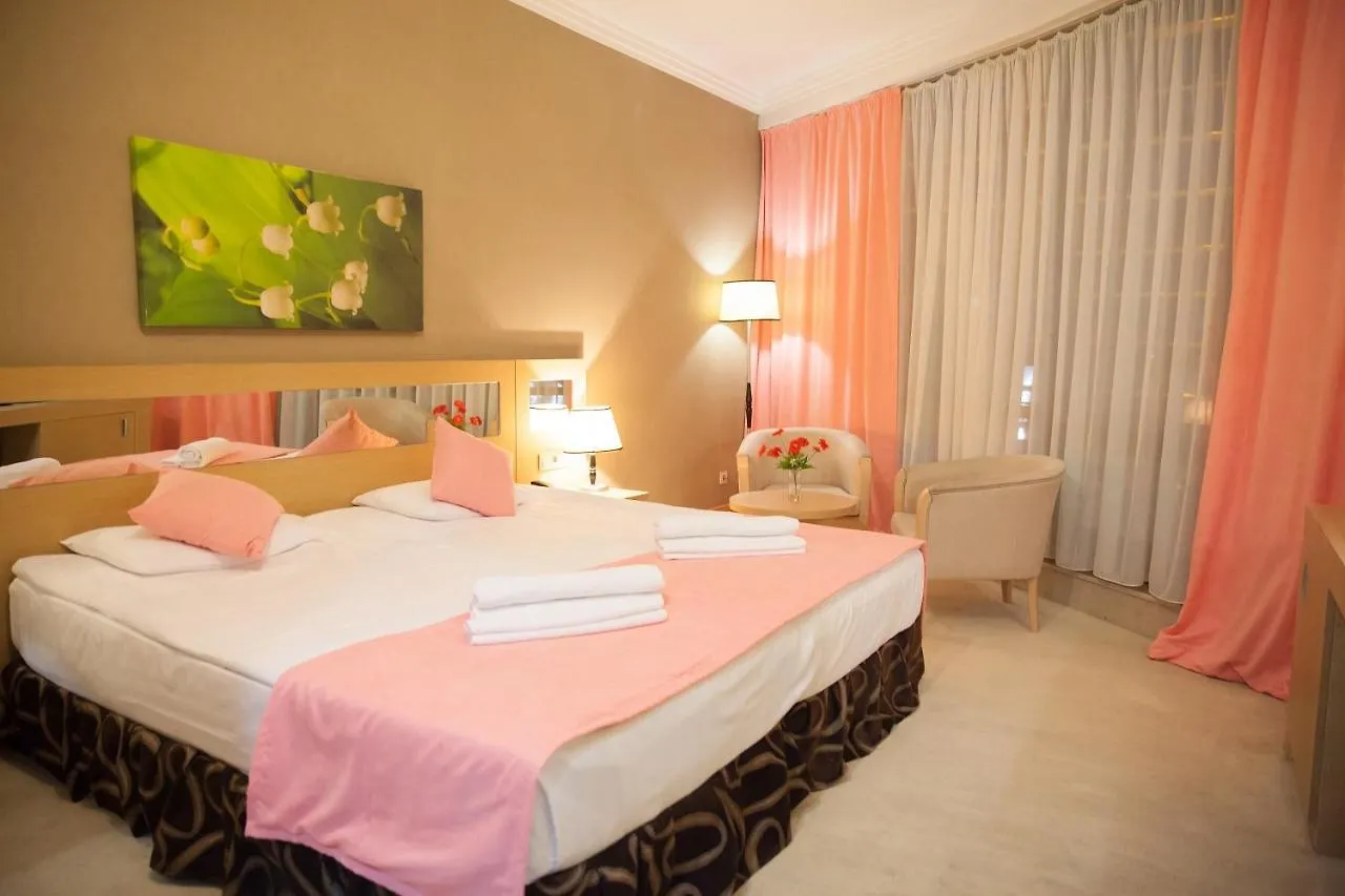 Alau Hotel Nur-Sultan  3*, Nur-Sultan (Astana)
